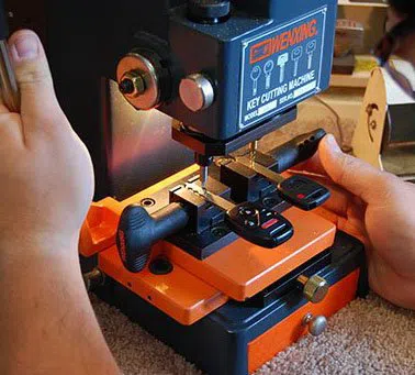 Universal Locksmith Store Kansas City, MO 816-425-3451 - 14-Key-Duplication